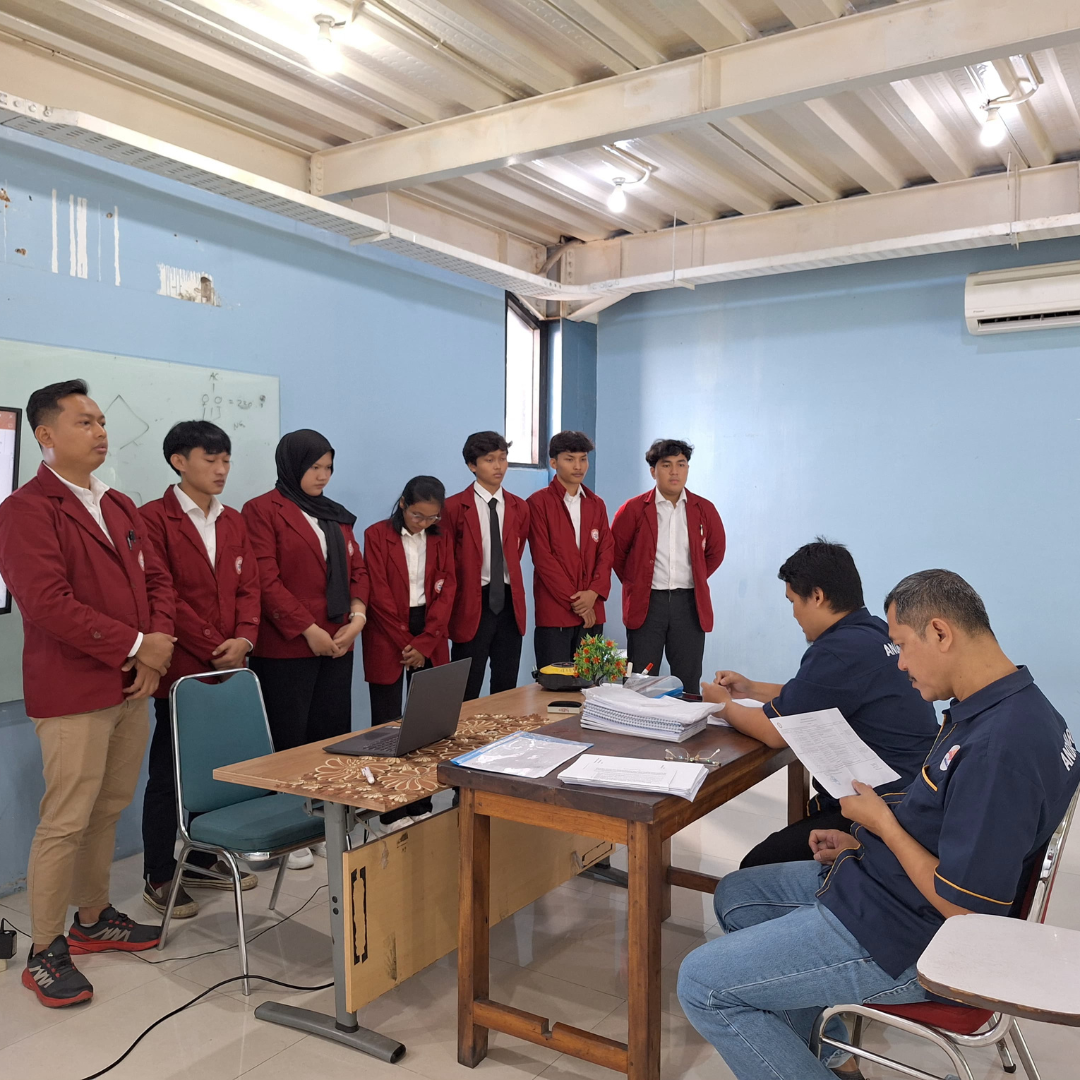 Kegiatan Seminar Proposal Tugas Akhir Mahasiswa Tahun Ajaran 2024-2025