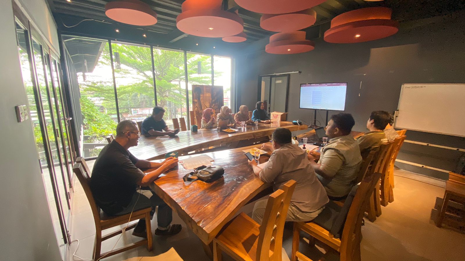 RAPAT PERSIAPAN KUNJUNGAN DIRJEN VOKASI RENCANA PINDAH LOKASI